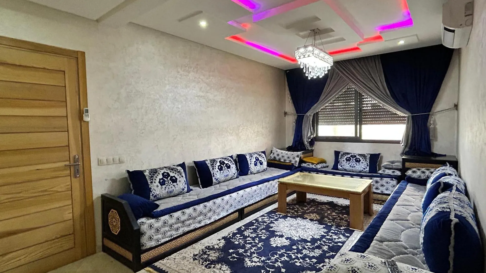Tres Marocain Avec Un Emplacement Ideal Agadir Morocco